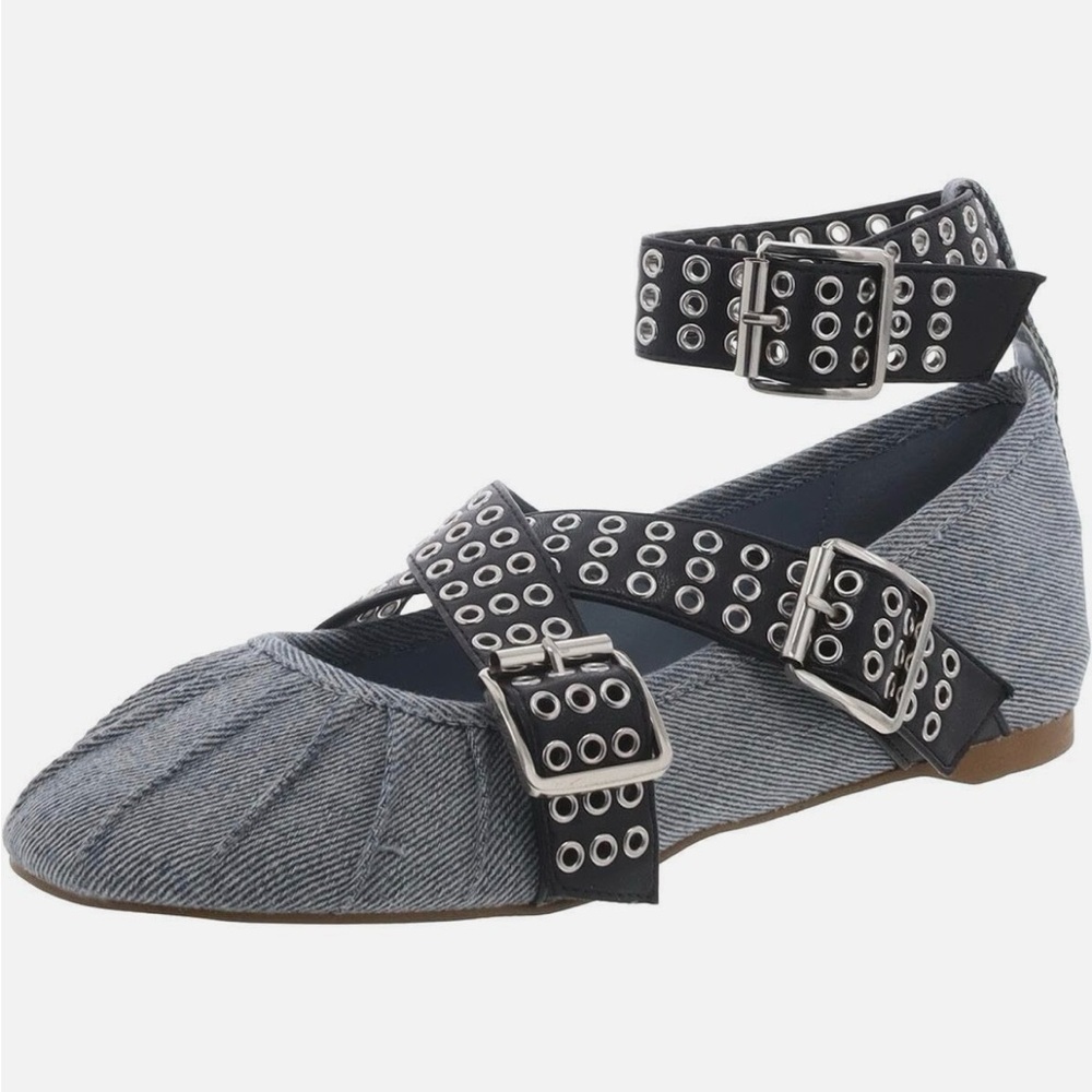 Steve Madden Akira flat shoes